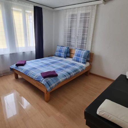 Апартаменты Cosy Studio 5 Mins Walking From Interlaken West Экстерьер фото